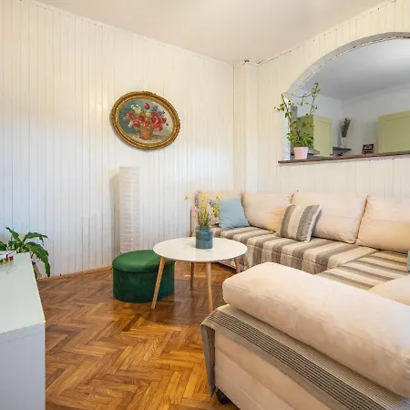 Dvor By Interhome