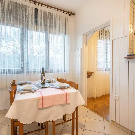 Dvor By Interhome Tribalj