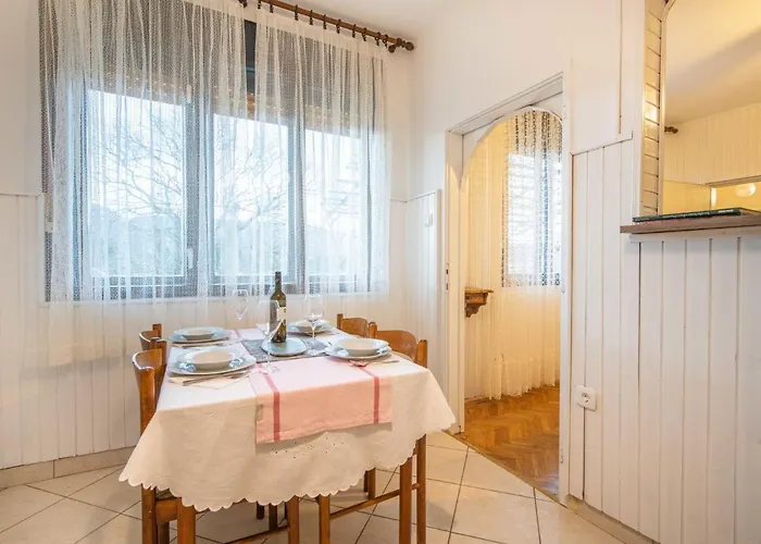 Dvor By Interhome Tribalj