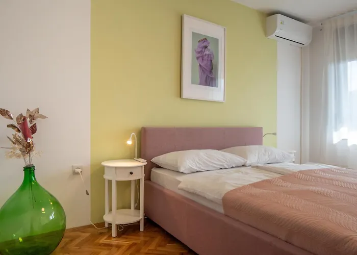 Dvor By Interhome 別荘 Tribalj